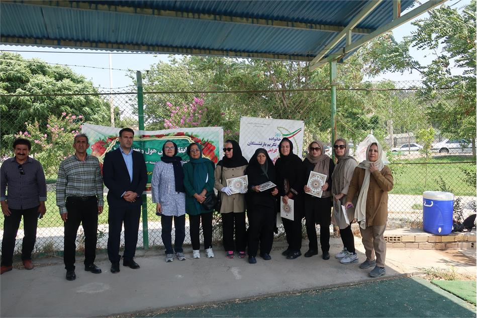برگزاری مسابقات مینی گلف و کورن هول بازنشستگان ، صندوق بازنشستگی کشوری استان لرستان