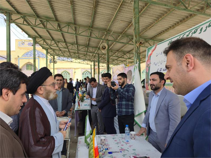 برپایی میز خدمت مدیریت صندوق بازنشستگی کشوری استان لرستان در مصلی الغدیر خرم آباد