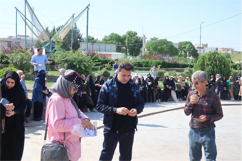 همایش بزرگ پیاده روی ویژه بازنشستگان صندوق بازنشستگی کشوری استان لرستان
